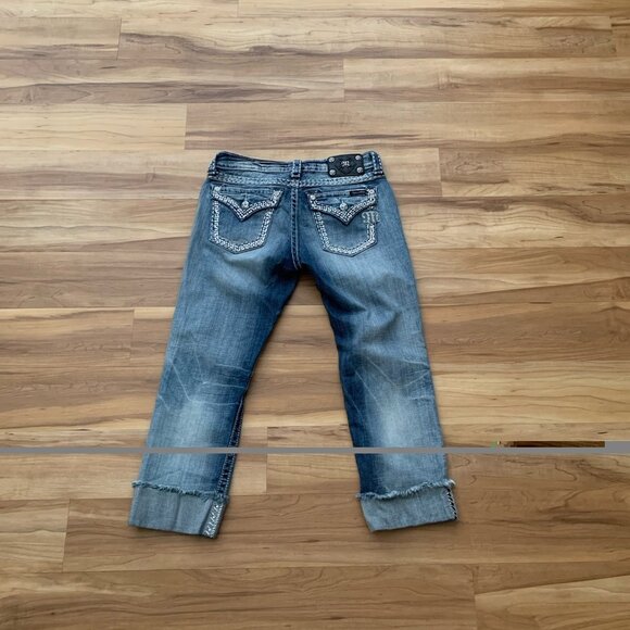 Miss Me Easy Cropped Jeans Size 27 JE5380EC4 Embellished Pockets Cuffed Hem - Picture 4 of 11